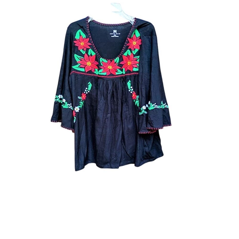 Red Embroidery Poinsettia Top Pullover Black Background 3/4 Sleeves XXL